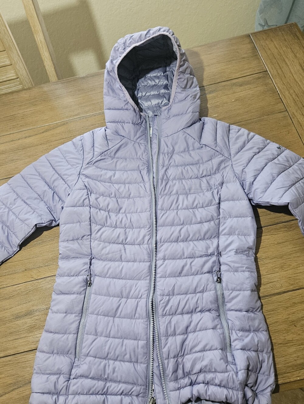 Columbia Light Waterproof Jacket Like New Size Small